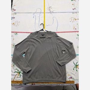 Men's 2XL Kenneth Cole Reaction Gray V Neck Sweate